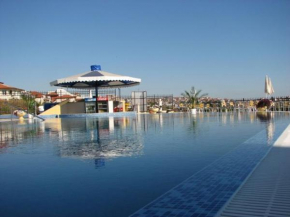 Гостиница Golden Wave Apartment  Созополь
